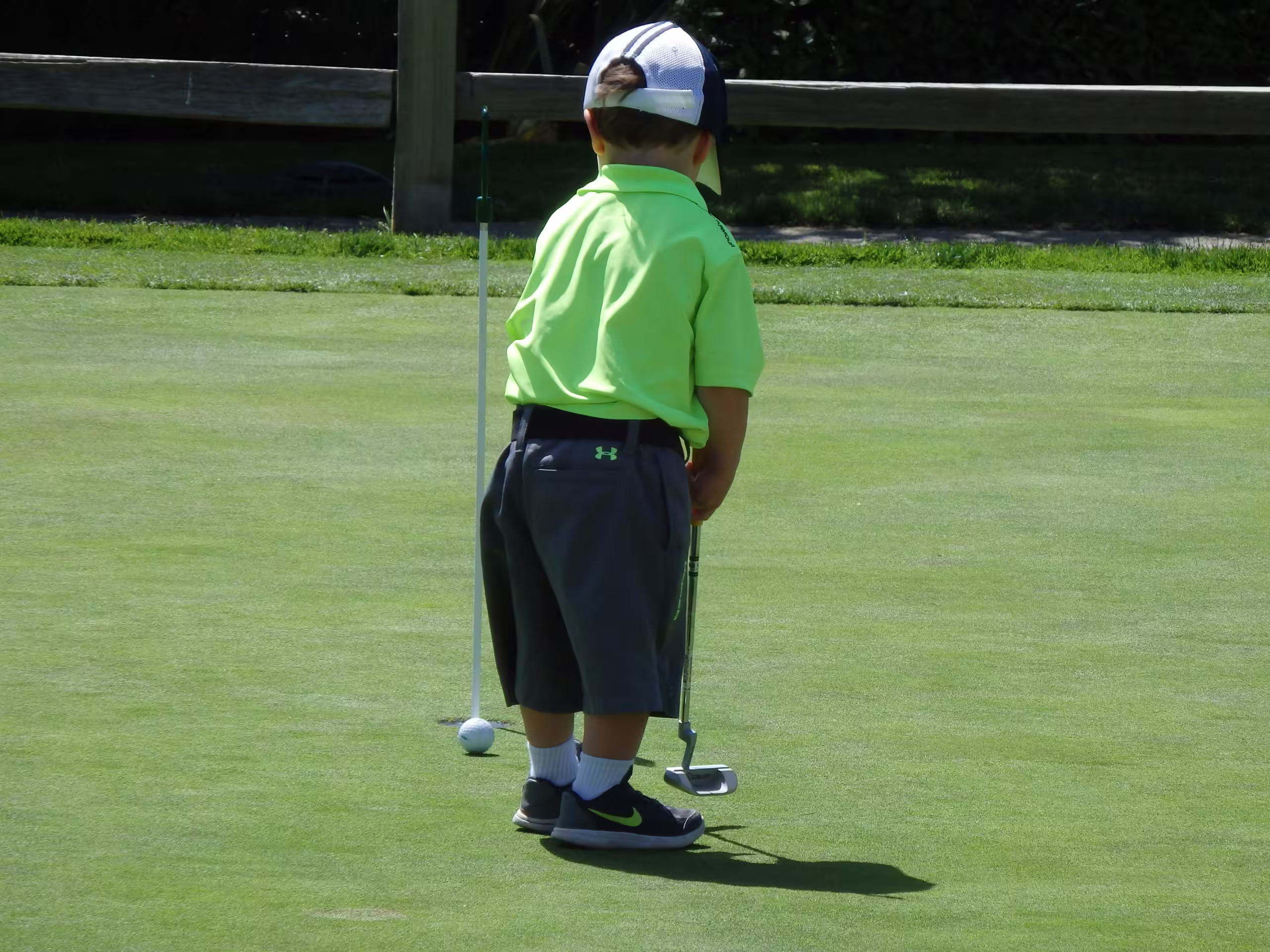 boy golfingnz. golf business